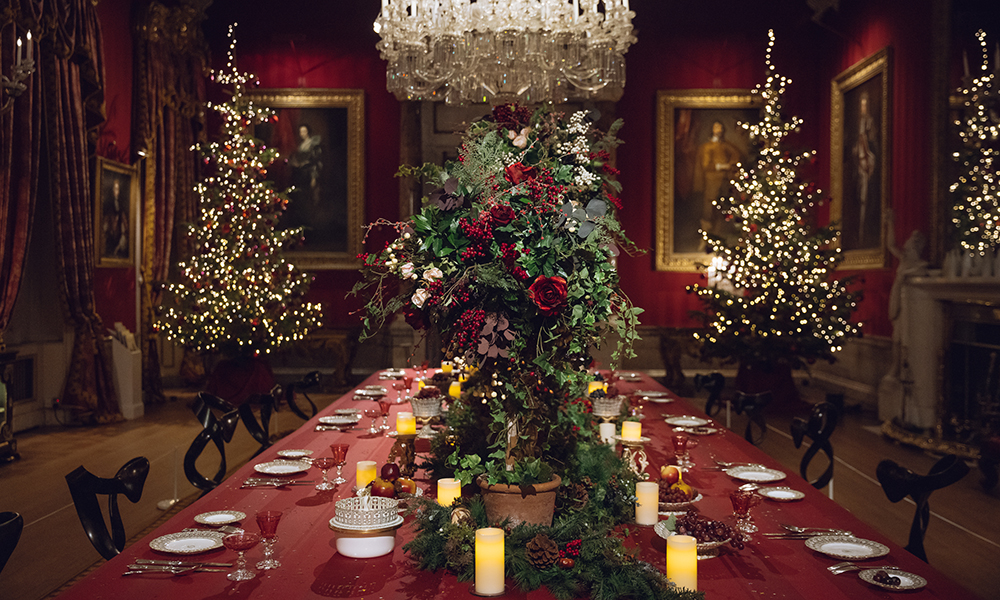Chatsworth Xmas23 Great Dining Room Credit Chatsworth House Trust India Hobson