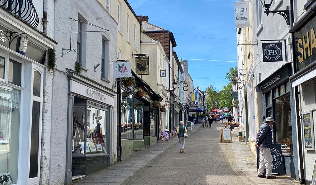 Chepstow Upper Church St view up
