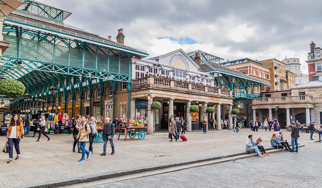 LONDON, UNITED KINGDOM - OCTOBER 4, 2017: View of Covent Garden market in London.