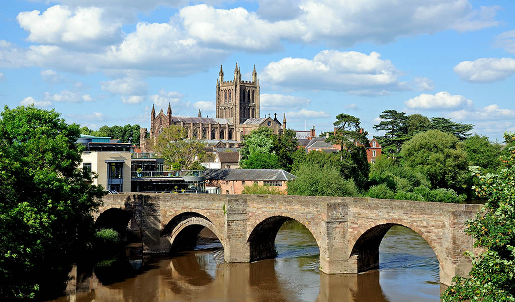 View of the Cathedral, the Wye Bridge and the River Wye, Hereford, Herefordshire, England, UK, Western Europe.