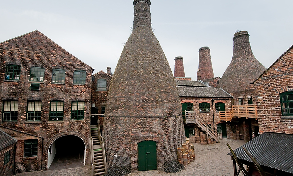 Gladstone Pottery Yard wide